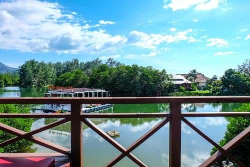 Deluxe Double or Twin Room with Lake View
