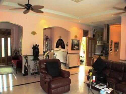 Deluxe Villa