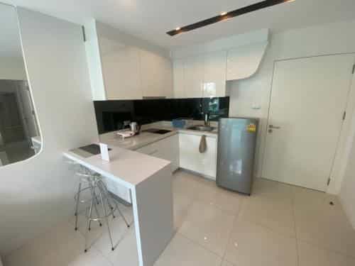 One Bedroom Pool View with High speed wifi One Bedroom Pool View with High speed wifi