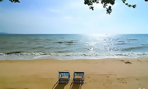Lumpini Beach2