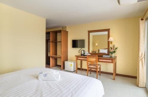 Queen Room with Sea View