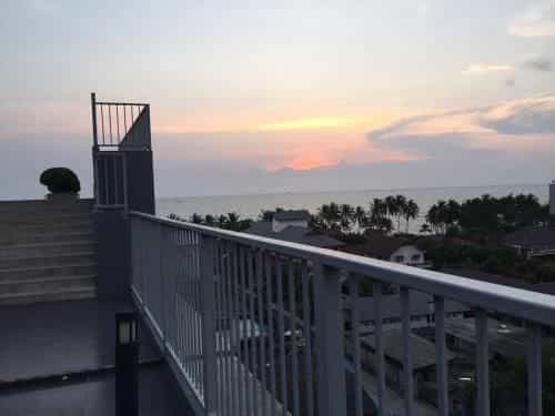 Cozy near beach 200m with toproof pool at Patio Bangsaen Cozy near beach 200m with toproof pool at Patio Bangsaen