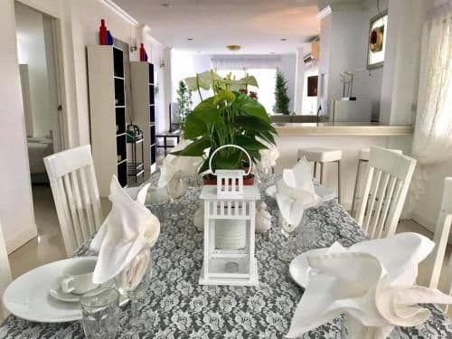 Deluxe Family Suite