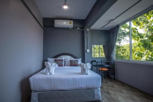 Queen Room