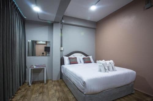 Queen Room