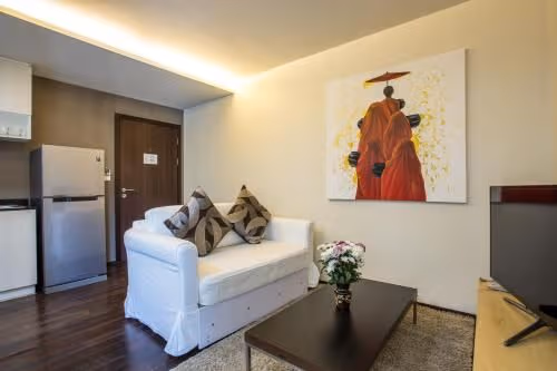 One-Bedroom Apartment