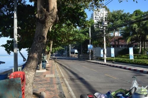 Jomtien BeachSide Modern Room2