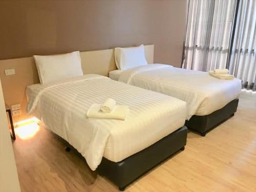 Standard Twin Room