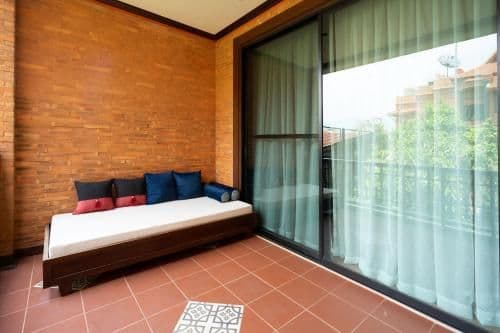 Deluxe Suite with Balcony