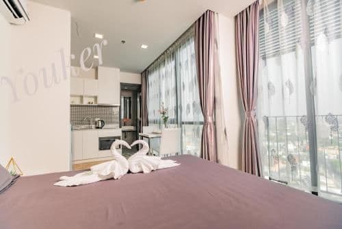 Studio with Balcony