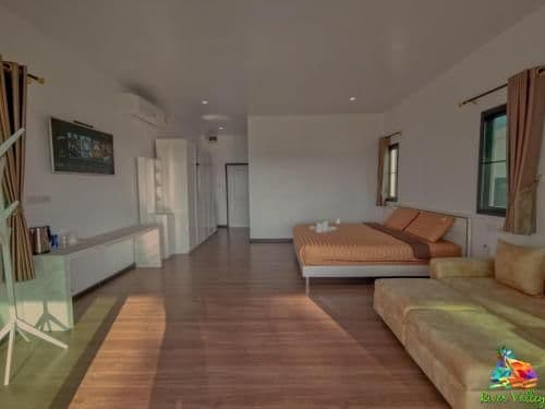 Standard King Room