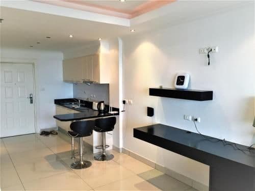 Studio Apartment with Sea View
