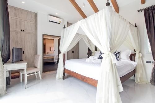 Stylish 2-Villa Combination by Hi At Home4