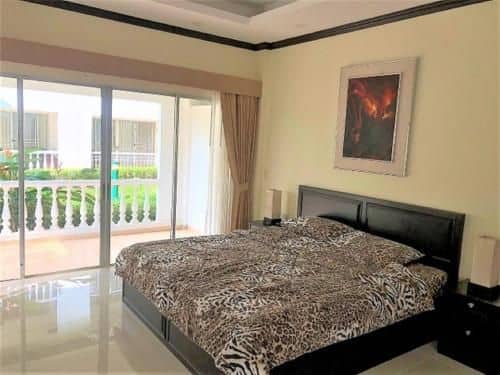 Large studio apartment at Baan Suan beautifull garden resort Large studio apartment at Baan Suan beautifull garden resort