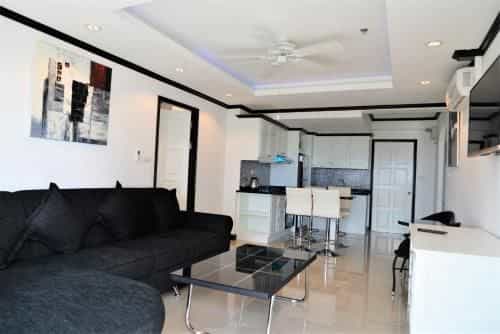 2 bedroom corner apartment Jomtien beach condominium Pattaya 2 bedroom corner apartment Jomtien beach condominium Pattaya