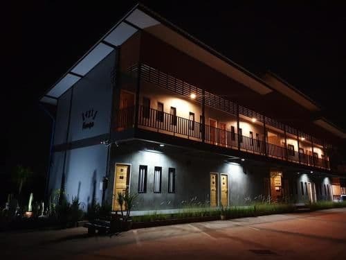421 House 421 House