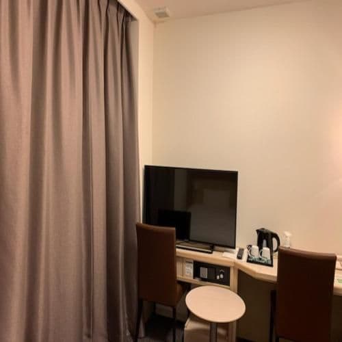 Twin Room - Non-Smoking
