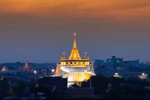 Cozy Living in Bangkok Cozy Living in Bangkok