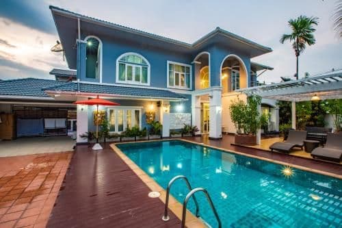 Six-Bedroom House