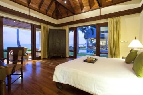 Villa Waterlily - 5 Bedroom Beachfront Villa