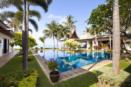 Villa Waterlily - 5 Bedroom Beachfront Villa