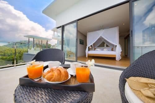 Villa with Sea View