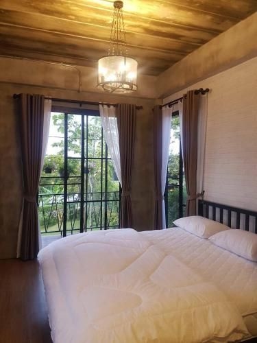 Stella Moonlight Khaoyai3