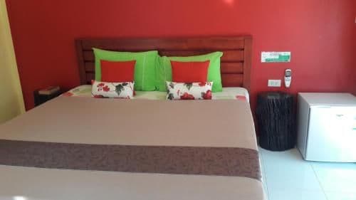 Queen Room with Garden View