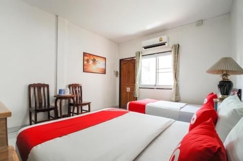 OYO 654 Samanmit Inn Hotel2