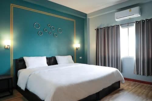 Large Single Room