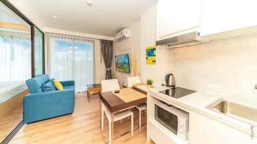 Aristo 2 Surin Beach Phuket by Marianna W (309)0