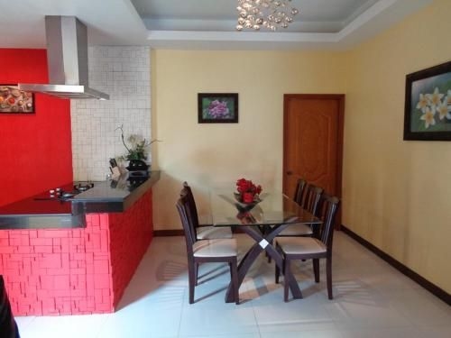 4 Bedroom Private Pool Bungalow Walking Street 15 Min Ride Away2
