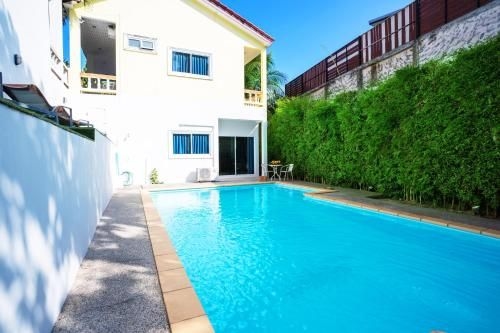Wonderful pool house at Rawai3