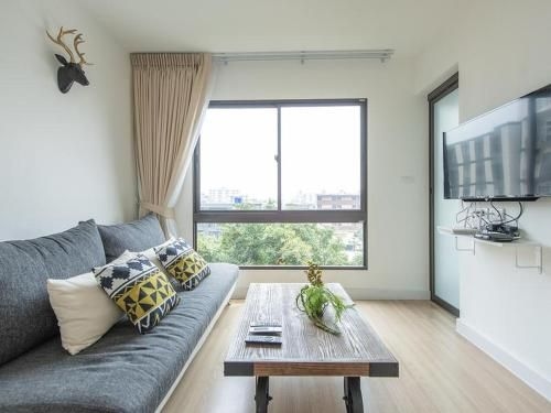 Brand New Luxury 1 Br Near 2Mrt 2Bts 3 Shopping0