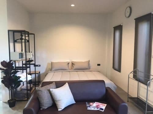 Deluxe Room (2 Adults + 1 Child)