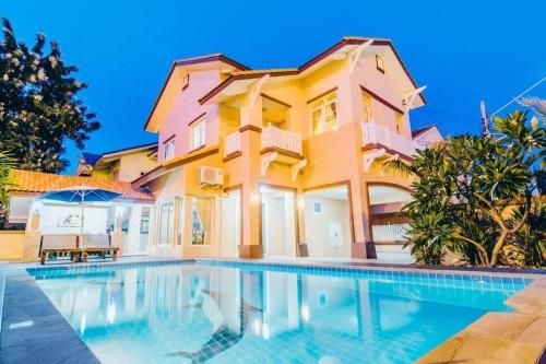 Pool Villa 3 Bed Jomtien Summertime Villa B3