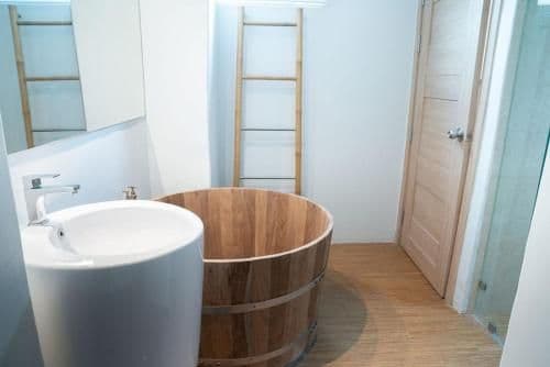 Suite with Spa Bath