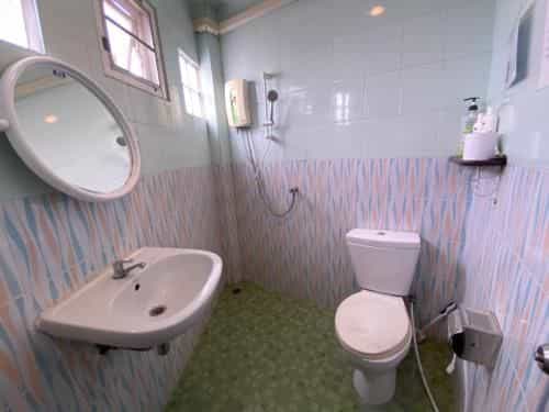 OYO 699 Mon Hostel OYO 699 Mon Hostel