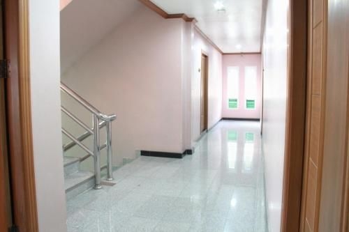 K.D.M. Residence DMK1