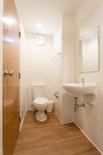 Superior Queen Room with Private Bathroom