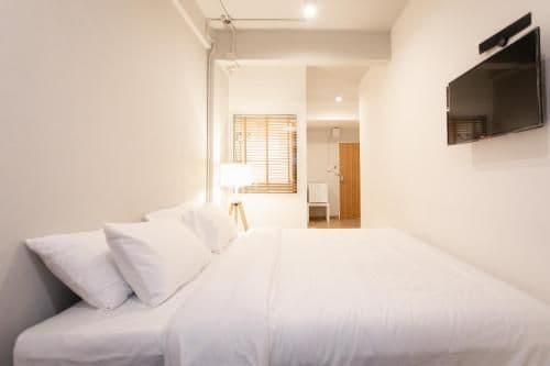 Superior King Room with Private Bathroom