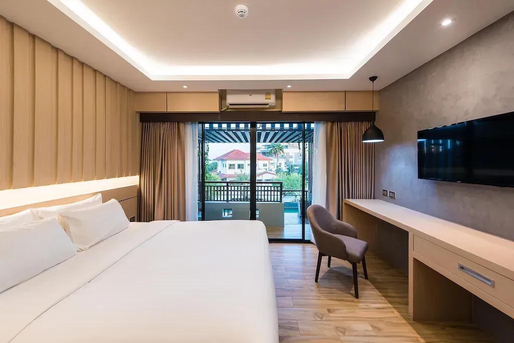 Nadee 10 Resort & Hotel1