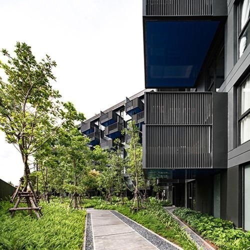 The Deck Condominium by Qing Shu4