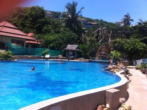 4 Bedroom Private Pool Villa in Tongson Bay2