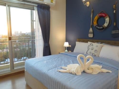 Studio Apartment with Sea View