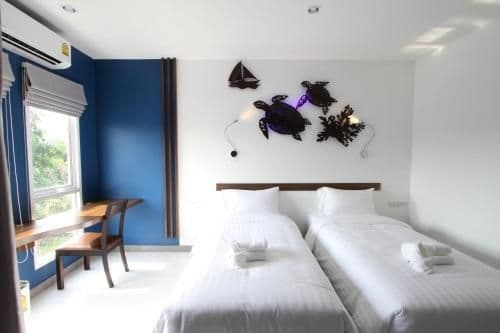 Standard Twin Room