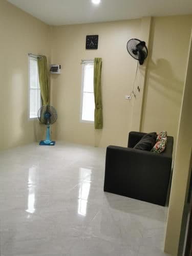 One-Bedroom Bungalow