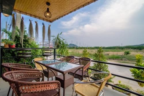 King Room with Mountain View