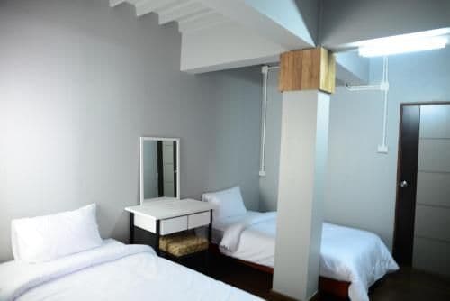 Economy Twin Room