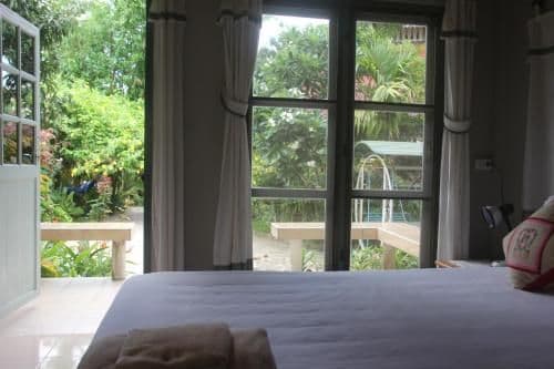 One-Bedroom Bungalow